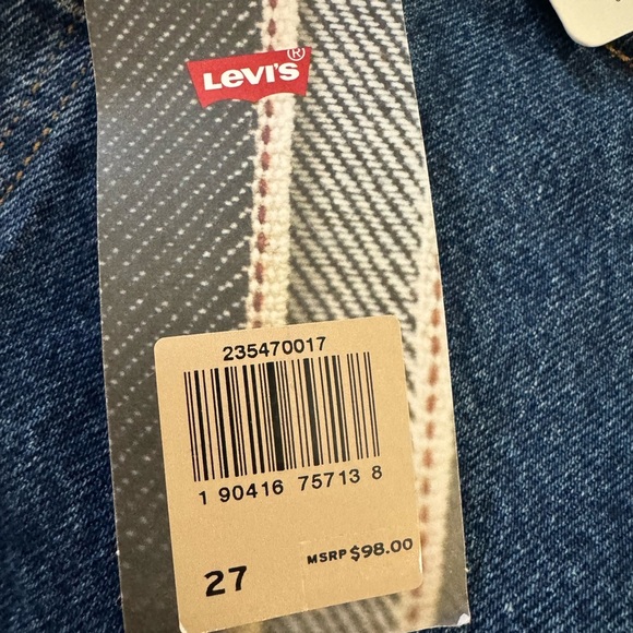 Brand New Levi’s Women’s Wedge Fit Denim Jeans Shorts size 27 $98 - Picture 4 of 7